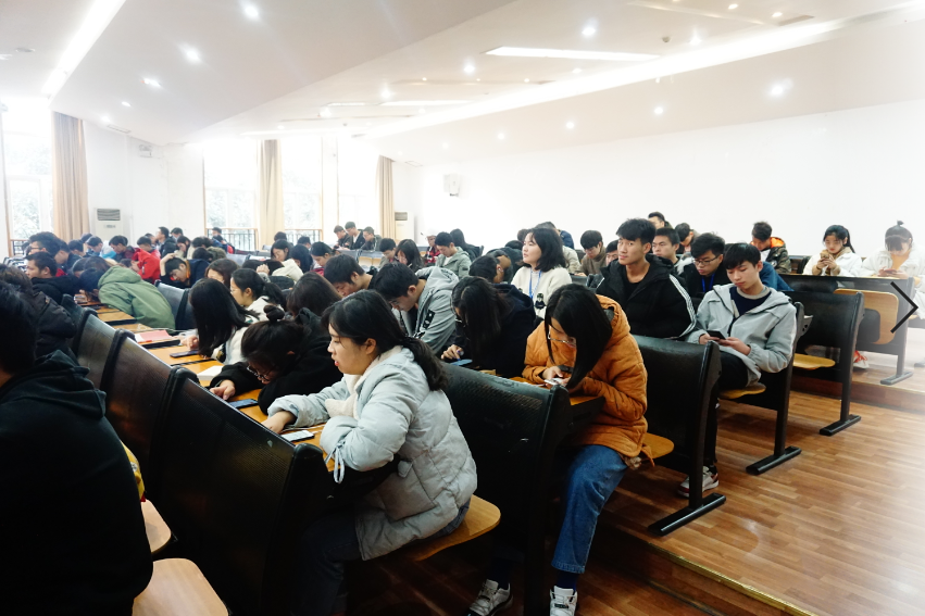 1543595006268096.png QQ截图20181201002158.png